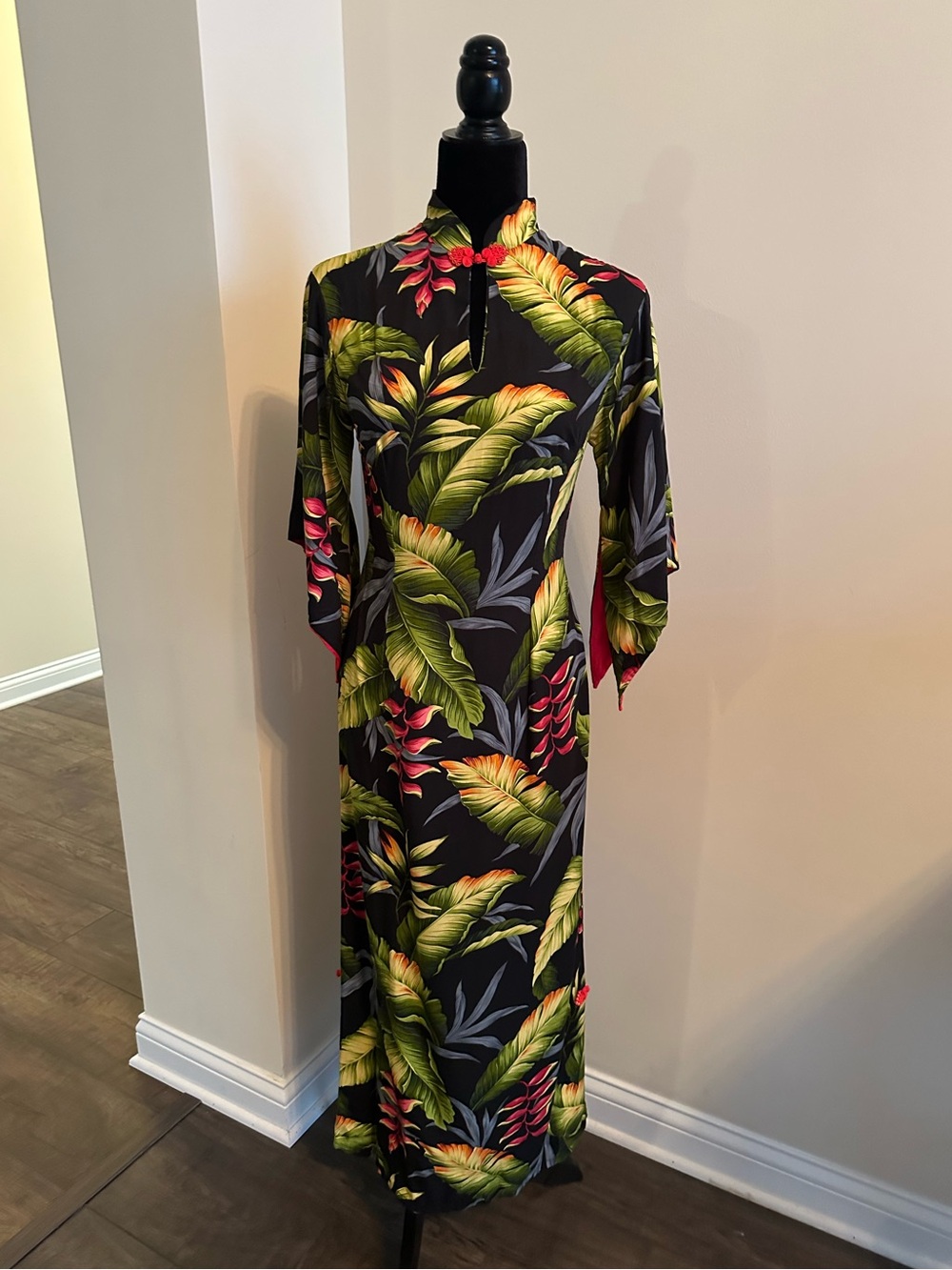 Custom Tropical vintage style Maxi Dress with Green & red Leaf Print size small